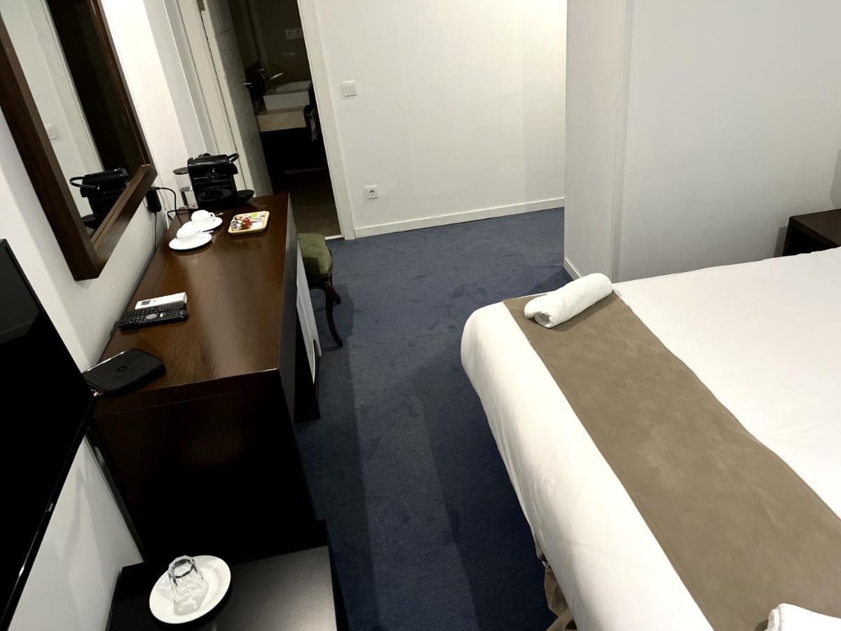 Casa Navid Hotel Madrid Eksteriør billede